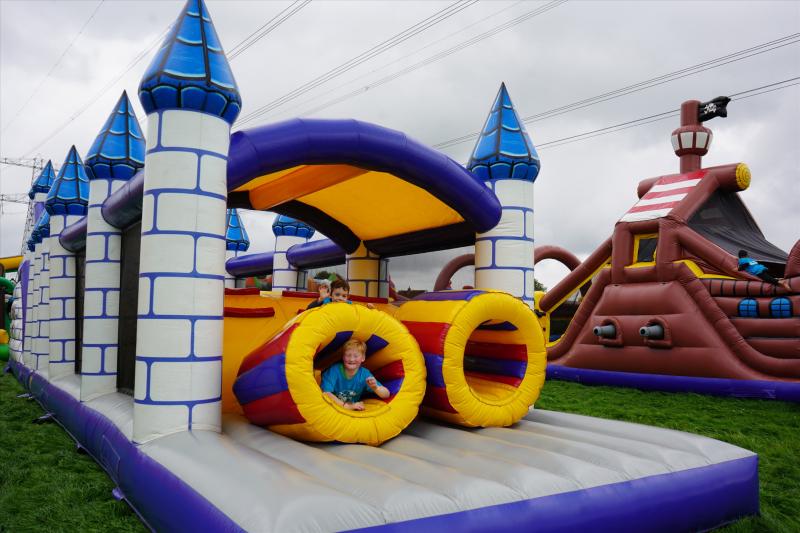 Foto 1810139585